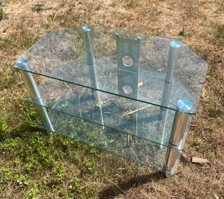 Glass TV Stand with Chrome Legs – L80 W45cm H52cm Good Condition 