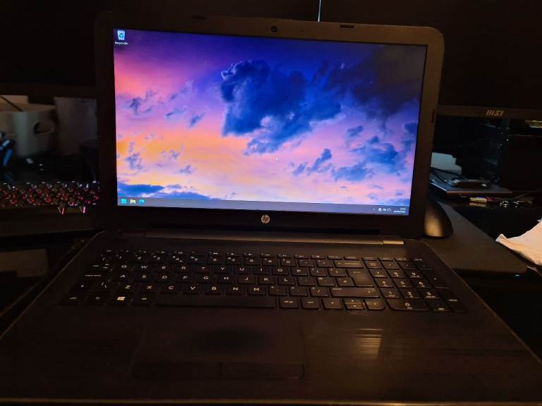 Hp 250 g5 intel i3 fresh windows 11