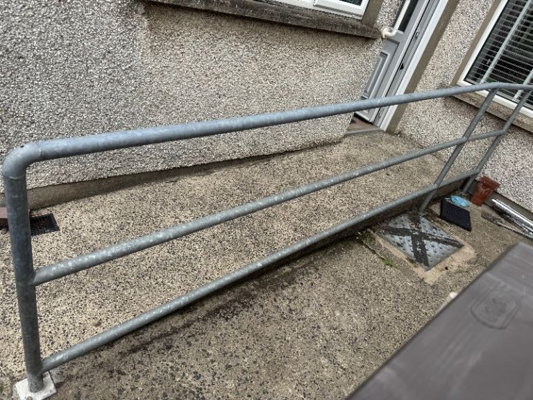 FREE Outdoor metal handrail