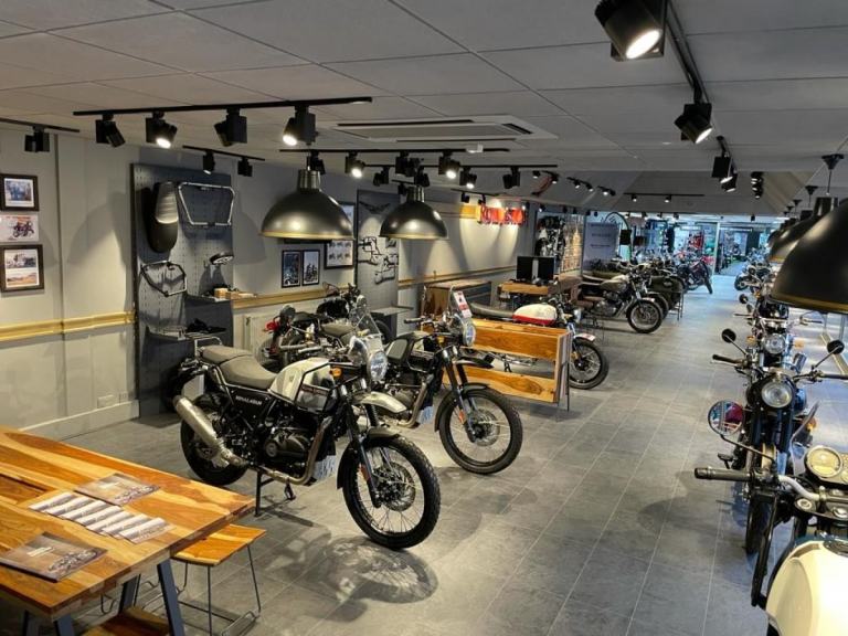 Royal Enfield Interceptor 650 down town drag MASSIVE SAVING ON RRP pre-reg