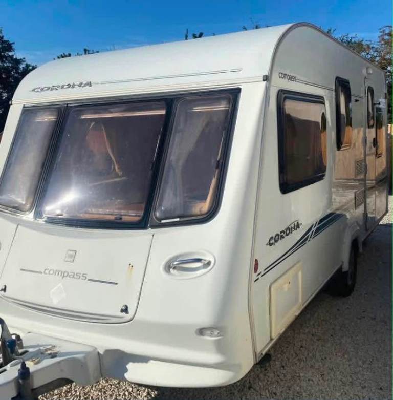 2008 Caravan 4/5 berth compass lovely caravan lightweight easy to tow 