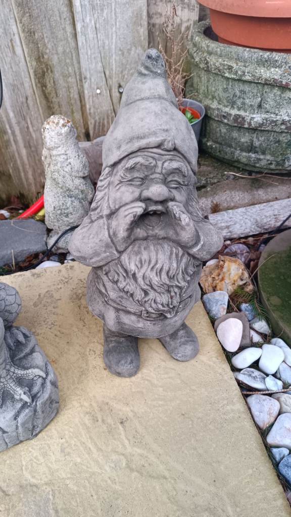 Garden patio ornament statues