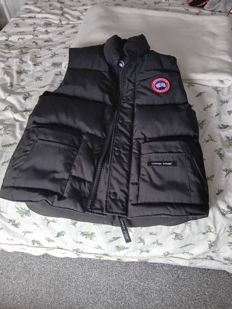 Canada Goose Mens Gilet Black Size S