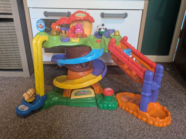 image for Zoomizooz treehouse toy 