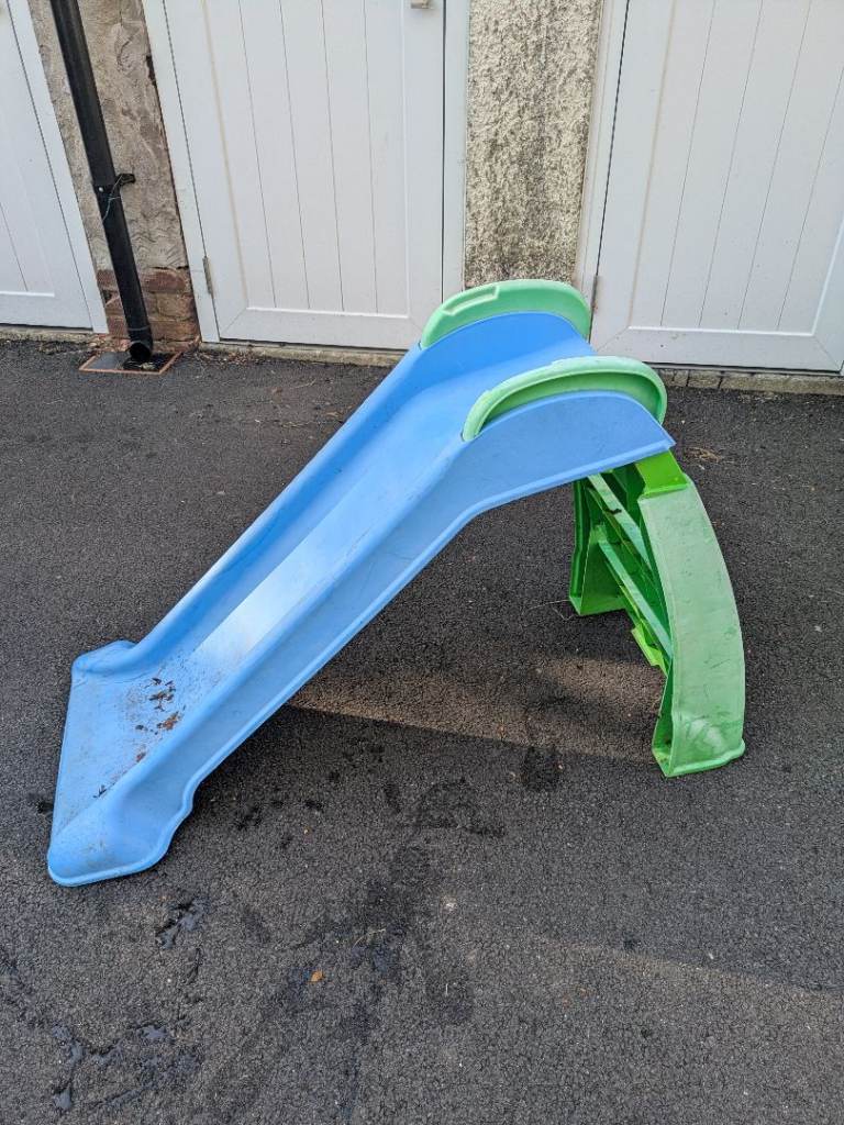 Kids outdoor slide