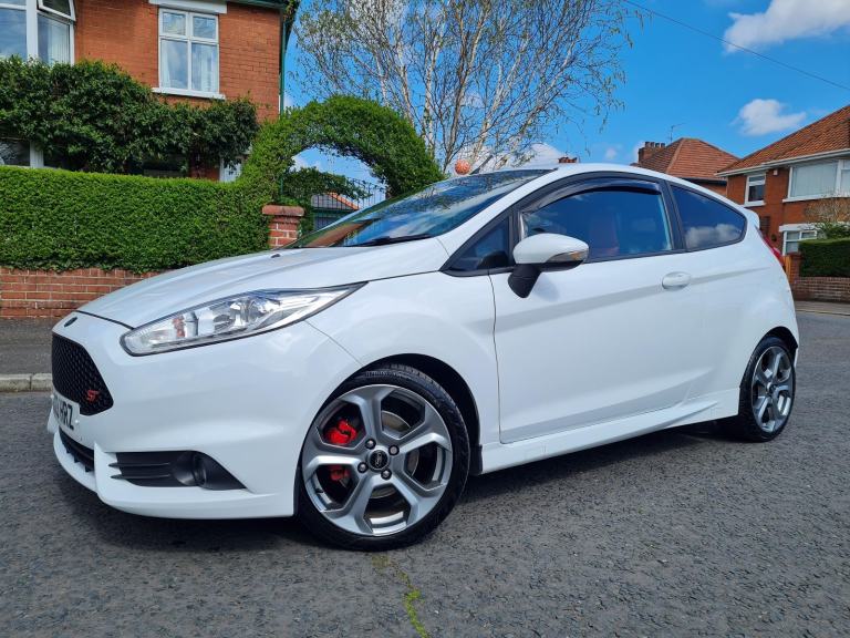 Stunning A Collectors Dream Absolutely Outstanding ST 2013 Ford Fiesta St-2 Turbo Huge Spec 