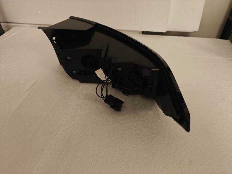 Car Rear Tail Light Assembly for Range Rover Evoque 2012-2015