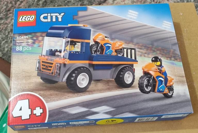 NEW LEGO City 60491 Motorcycle Transporter - 88 pcs, Ages 4+