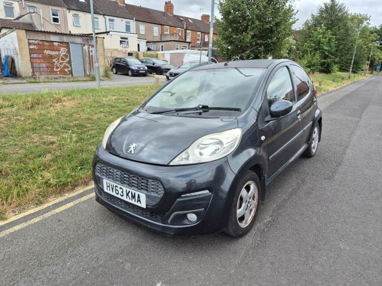 Peugeot, 107, Hatchback, 2013, Manual, 998 (cc), 5 doors