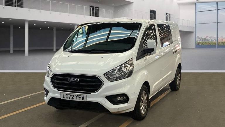 2023 Ford Transit Custom Crew Van Double Cab Limited L2 H1 Tdci 130 PS LWB 320 . Stunning 72 Plat...