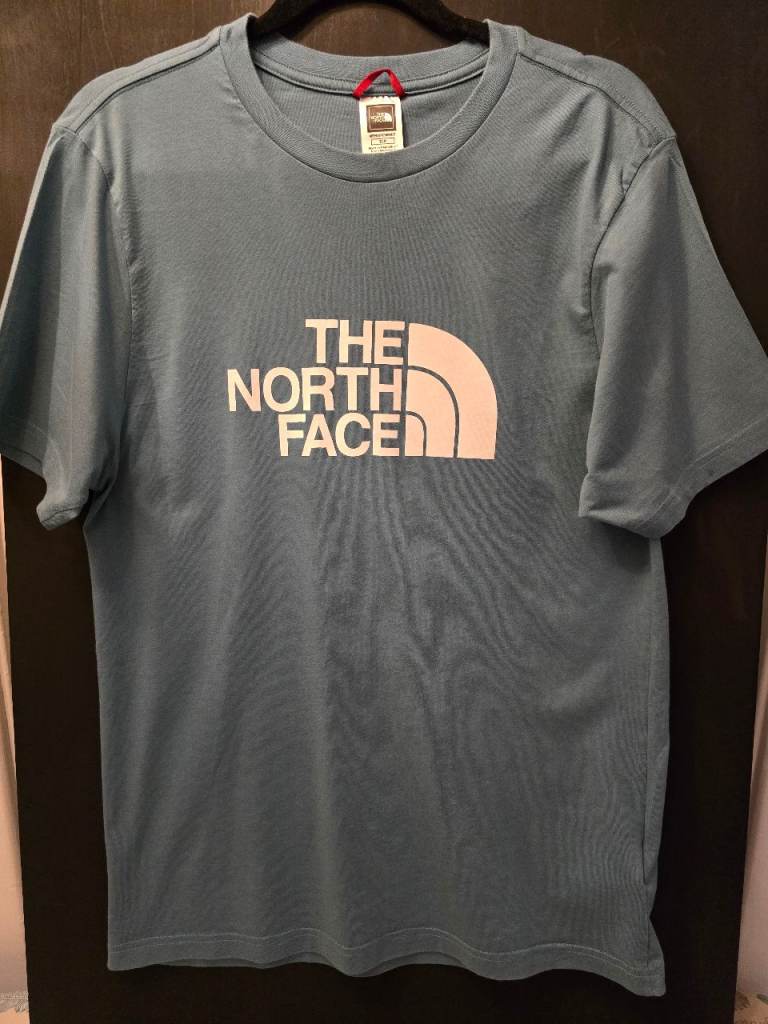 North face t shirt
