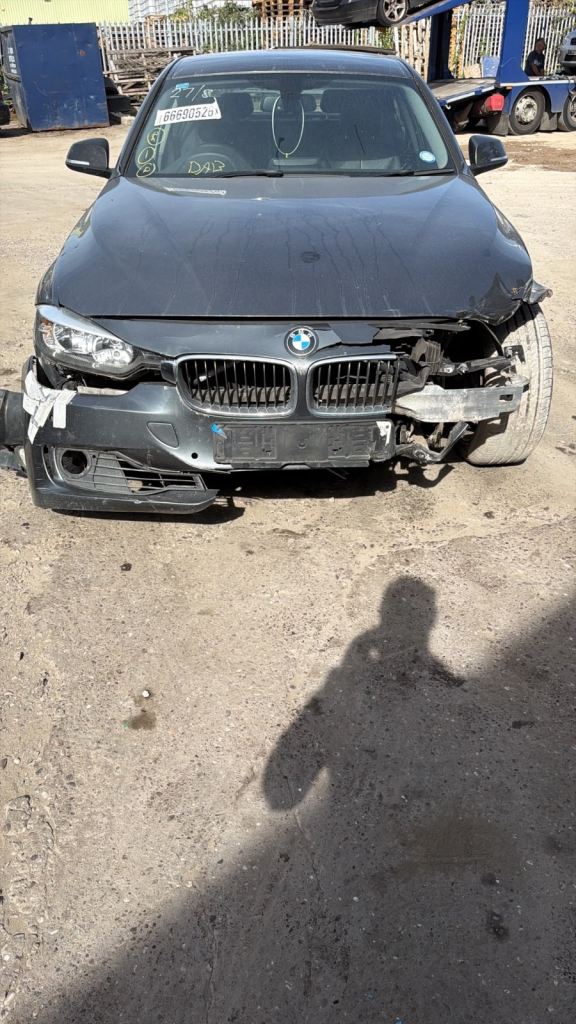 BMW 330D F30 F31 PRE LCI BREAKING HEADLIGHT WING DOOR MIRROR RADPACK SUSPENSION BOOTLID REAR BUMPER
