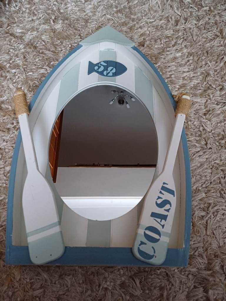 Rowing boat theme mirror 