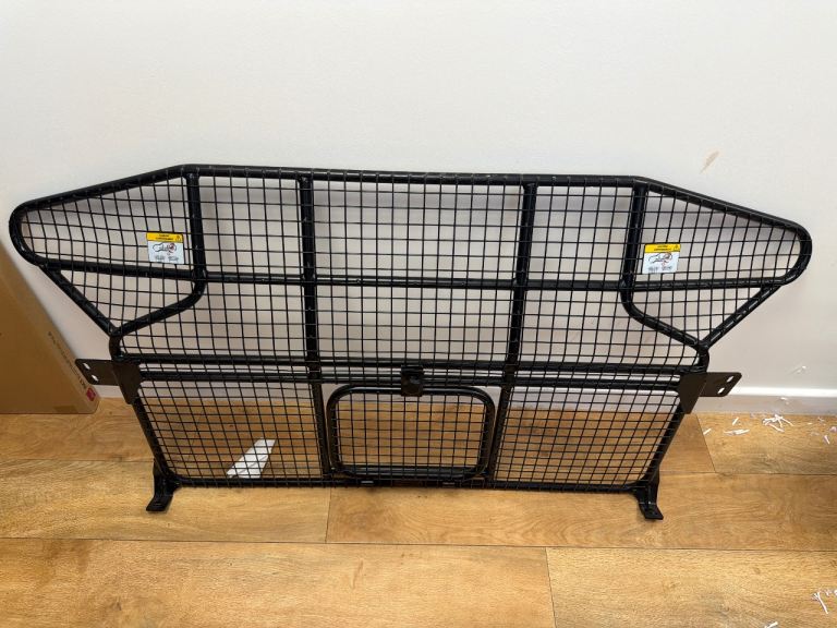 Land Rover Dog Guard for Boot 
