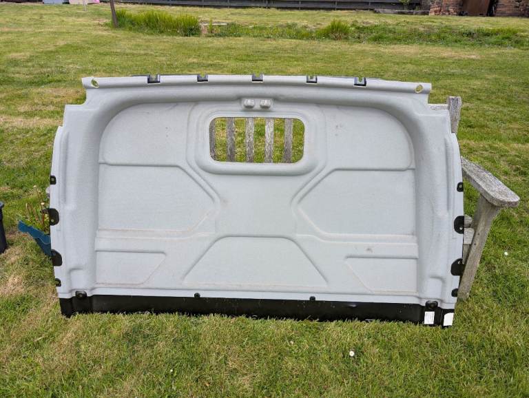 Transit Custom Bulkhead (2015 2.2 E-Tech) 