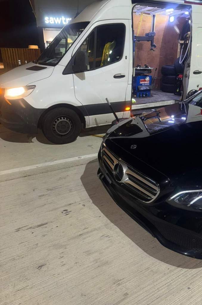 🚗 Mobile Tyre Fitting 24/7 – Emergency Call Outs