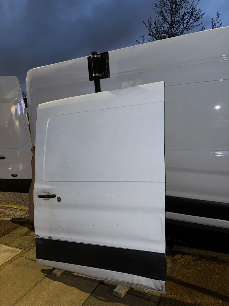Ford Transit 350 Side door