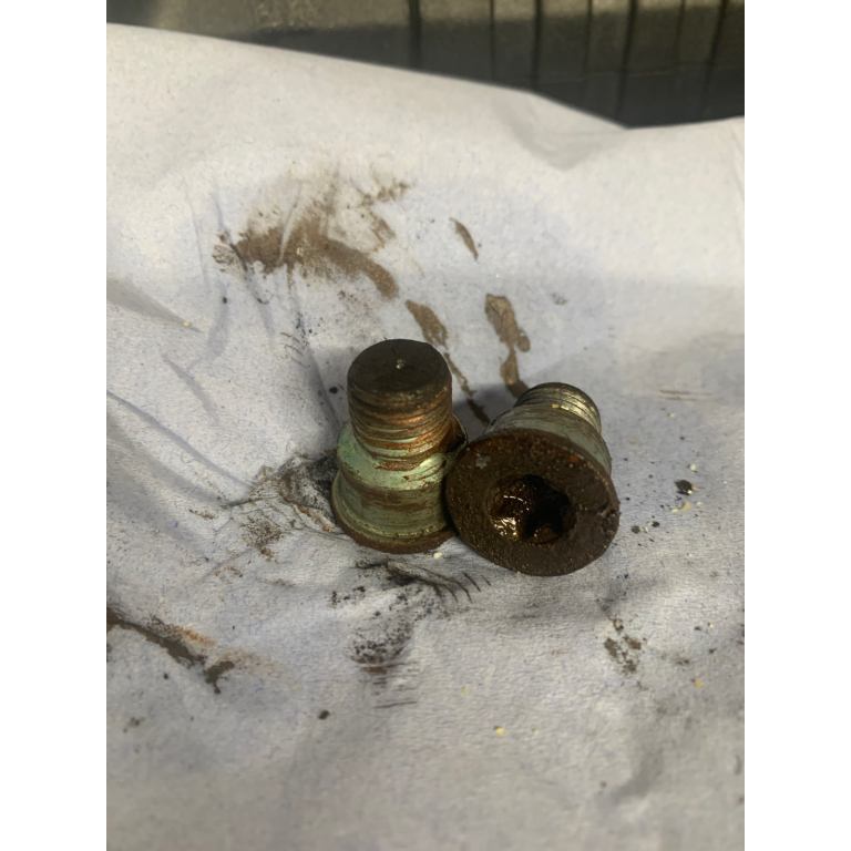 Porsche mk1 Cayenne 955 rear disc retaining bolts 