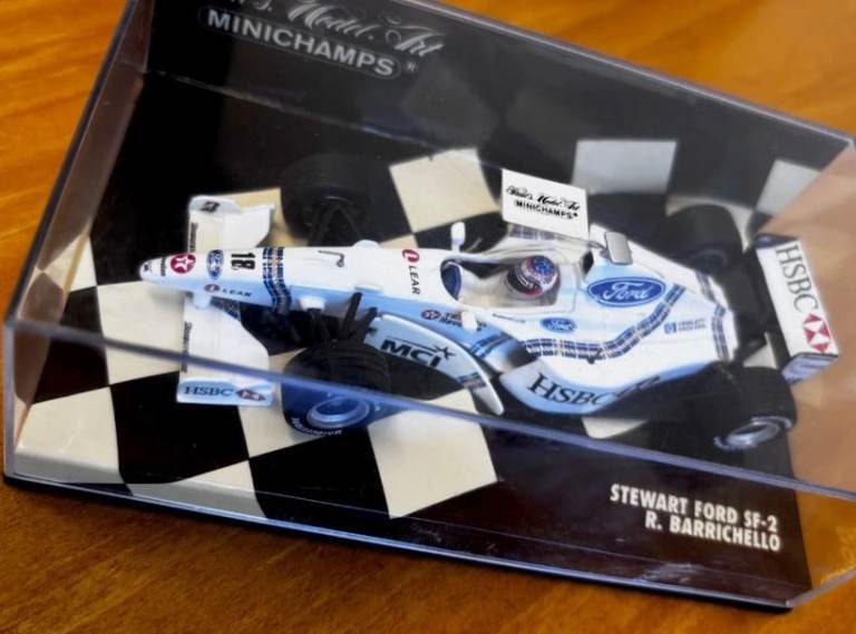 Minichamps Stewart Ford SF-2 F1 Model Car (R. Barrichello)