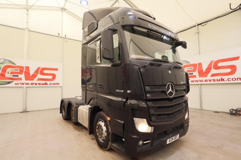 2016 Mercedes Benz Actros 2545 6x2 Euro 6 Tractor Units
