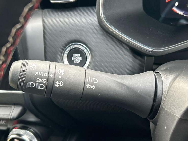 2023 Renault Clio 1.0 TCe RS Line Euro 6 (s/s) 5dr HATCHBACK Petrol Manual