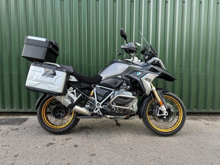 BMW R 1250 GS TE Triple Black Low Chassis 2020 Full Vario Luggage 2 Owners 