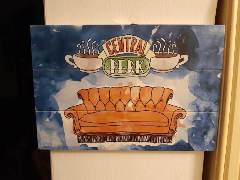 Friends sign