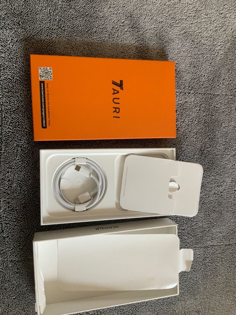 iPhone with 98% Battery Health – Grey, Excellent Condition