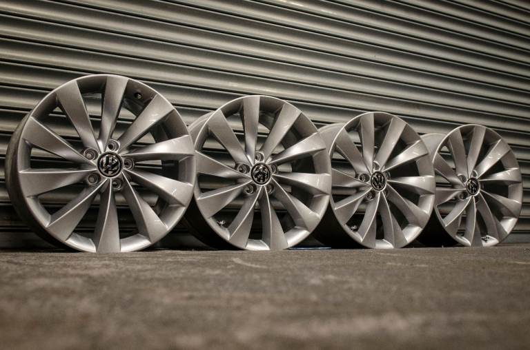 *Refurbished* Genuine 18" VW Scirocco/Passat Turbine 'Interlagos' 5x112 Alloy Wheels 8J ET43 P/X