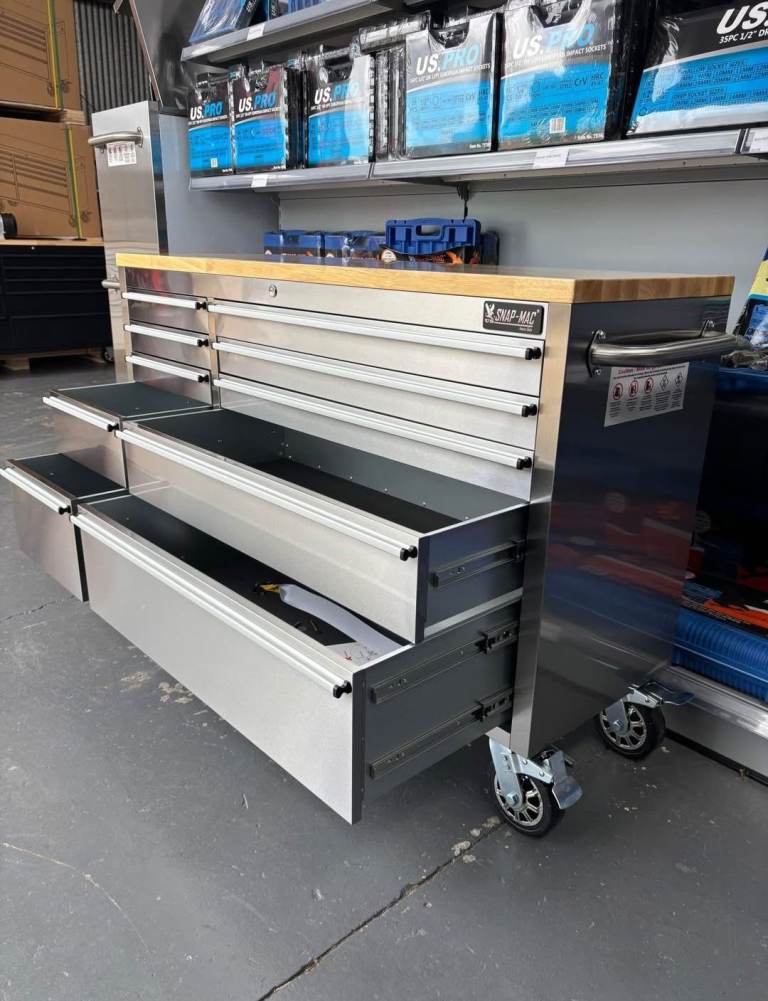 55" stainless steel 10 drawer workbench/ tool cabinet