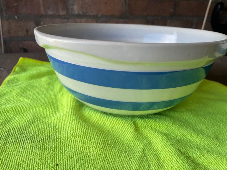 Vintage Striped Cornish Kitchen Ware Mixing Bowl – Good Condition
