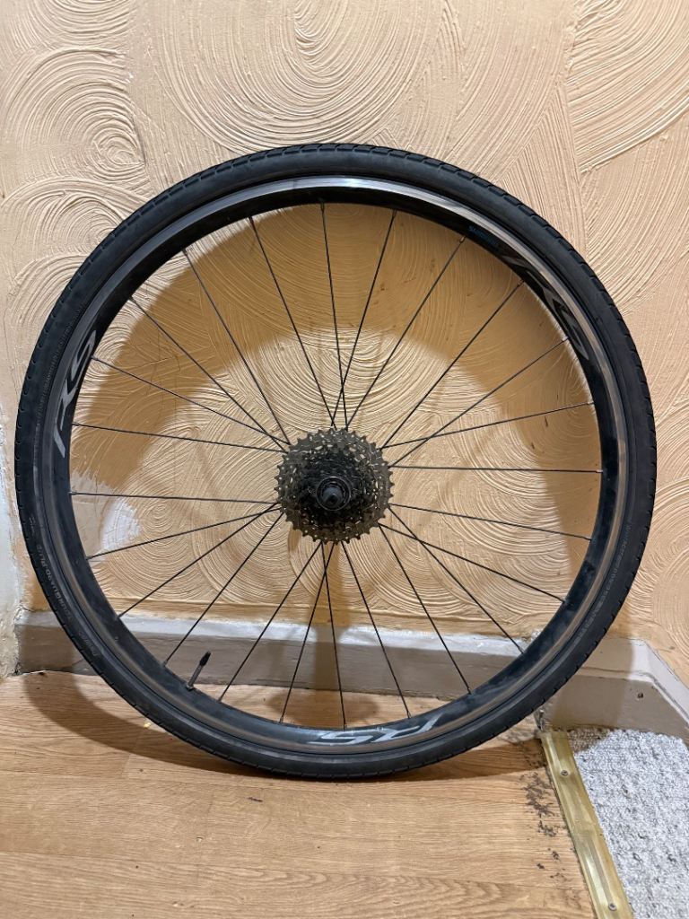 700x32c rear bike wheel 