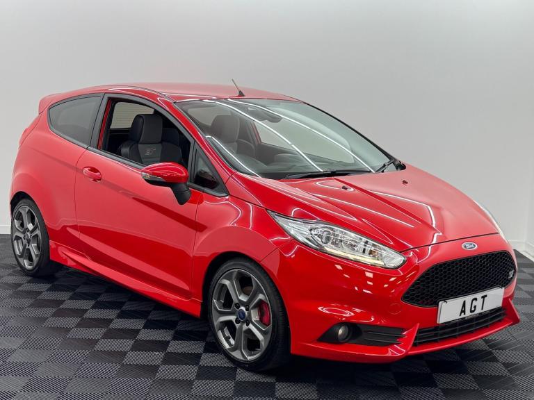 2015 Ford Fiesta 16 EcoBoost ST-3 3dr HATCHBACK Petrol Manual