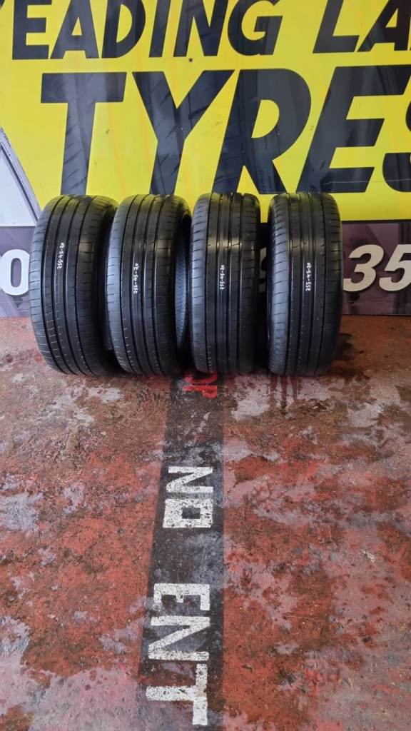 4x 255 45 20 Goodyear Tyres