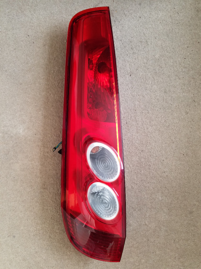 Ford Fiesta Mark 6, Nearside (left) Rear Light Unit