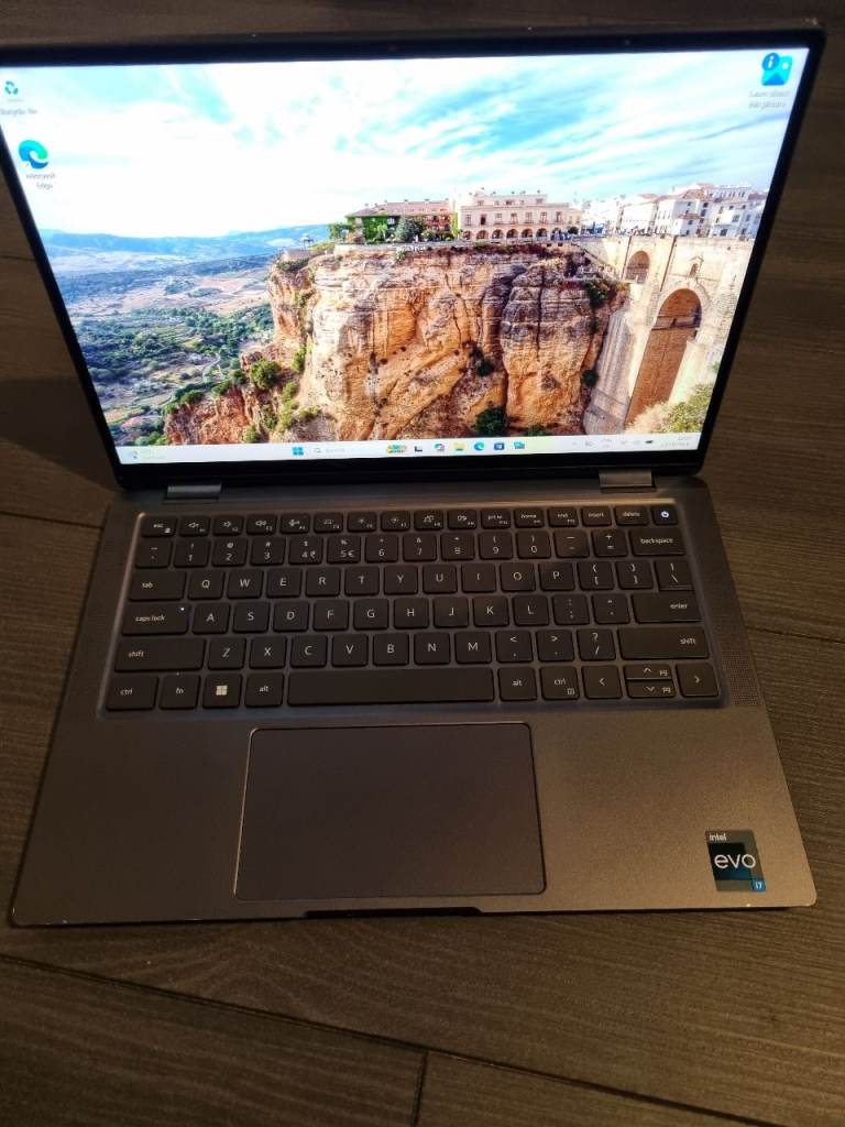 i7 LAPTOP TABLET 2IN1 TOUCH SCREEN 12TH GEN EVO SSD 512GB RAM 16GB DDR5 WINDOWS 11 PRO