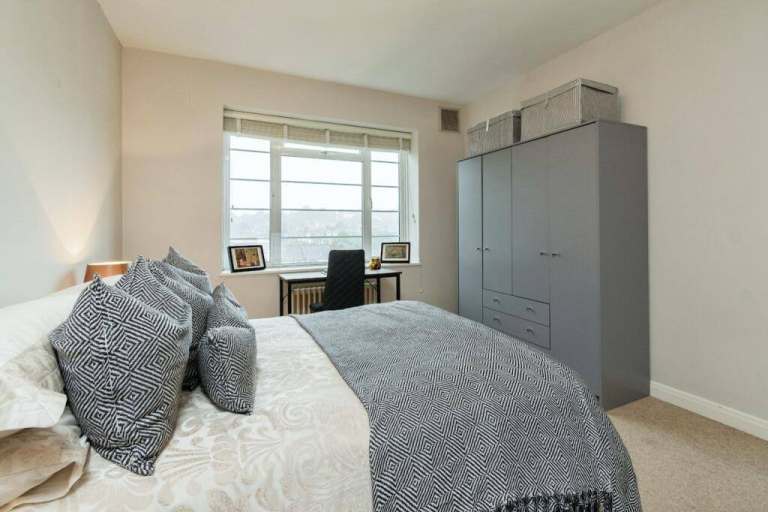🌹Lovely Double Room | Couples are Welcome📍Turnpike Lane (Zone 3)