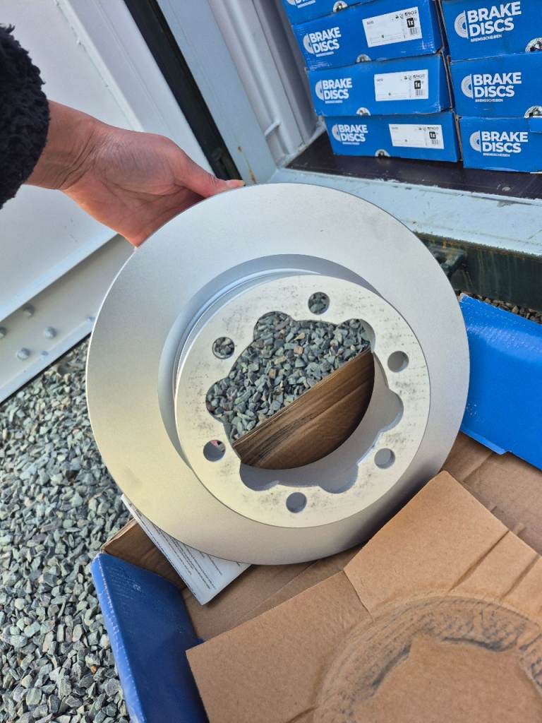 23 x Brand New Pagid 56058 Front Brake Discs