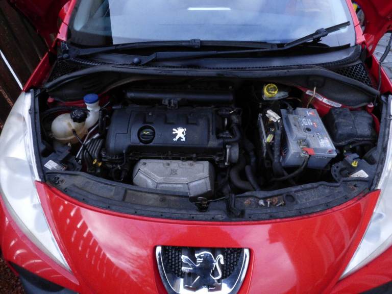 Peugeot 207cc 1600 petrol spares / repair