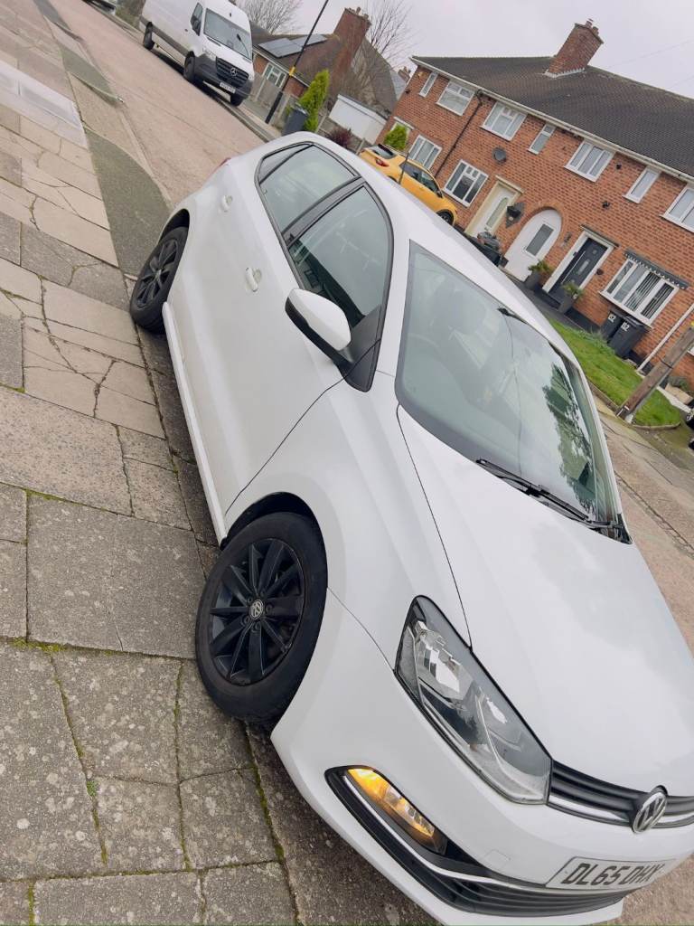 Volkswagen polo 20.00 tax ulez compliant fantastic runner 