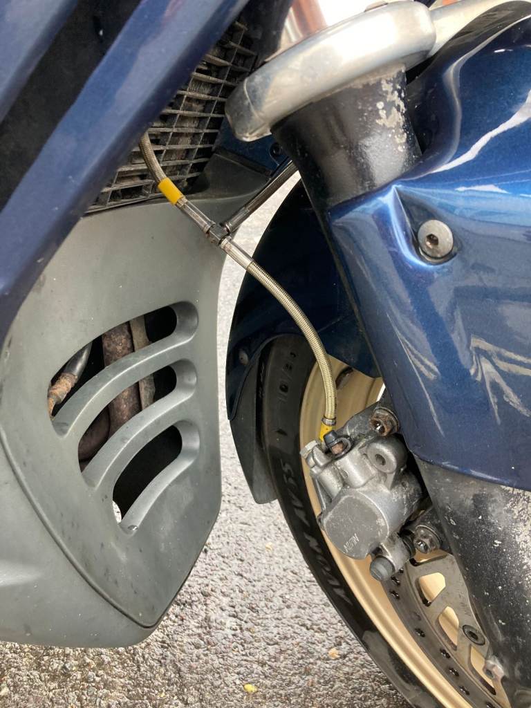 Honda Pan European ST1100Y 2000 (X reg) LOTS OF EXTRAS - BRAND NEW FRONT TYRE