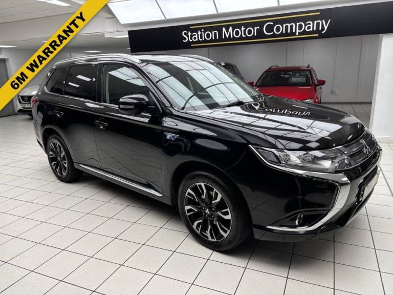 2017 Mitsubishi Outlander 2.0h 12kWh 4hs SUV 5dr Petrol Plug-in Hybrid CVT 4WD Euro 6 (s/s) (200 ...