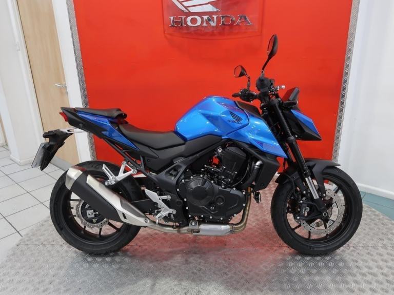 Brand new 2025 Honda CB750 Hornet