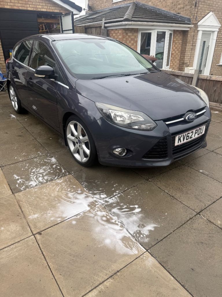 Ford focus titanium 2012 1.6 diesel
