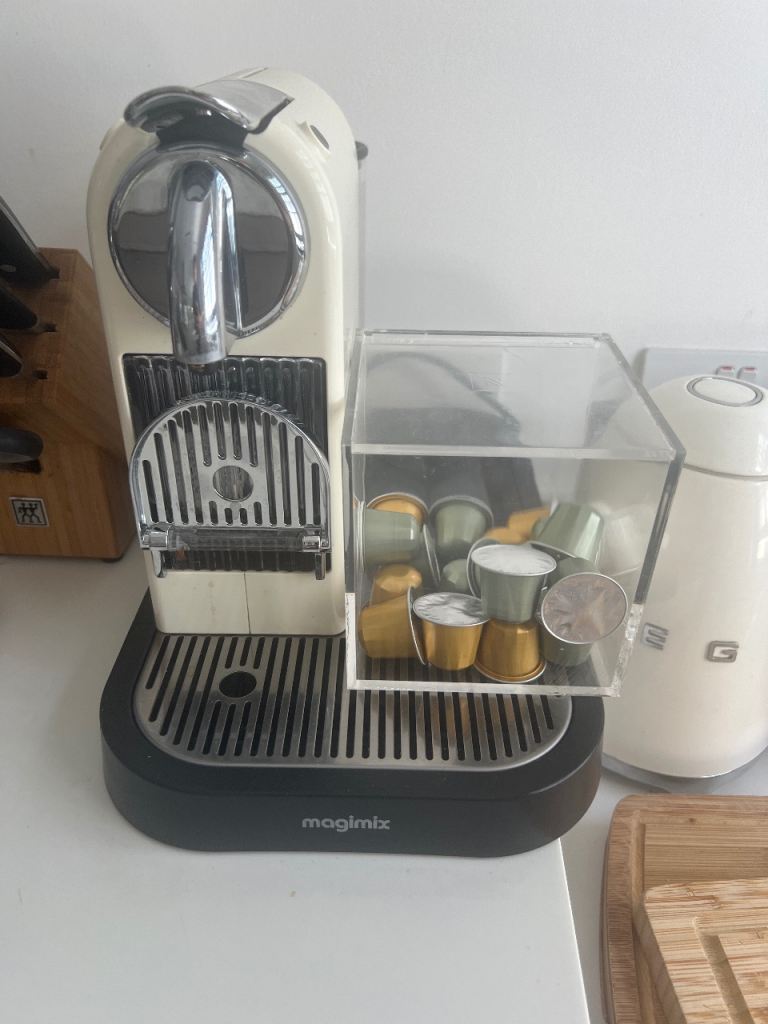 Magimix Nespresso Coffee Machine - Cream, Good Condition
