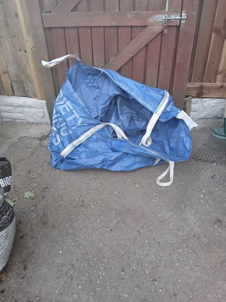 Large Sacks - ideal for rubbish/Leaves or rubble only £3.00