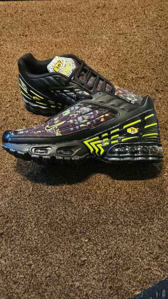 Nike TNs size 7 brand new