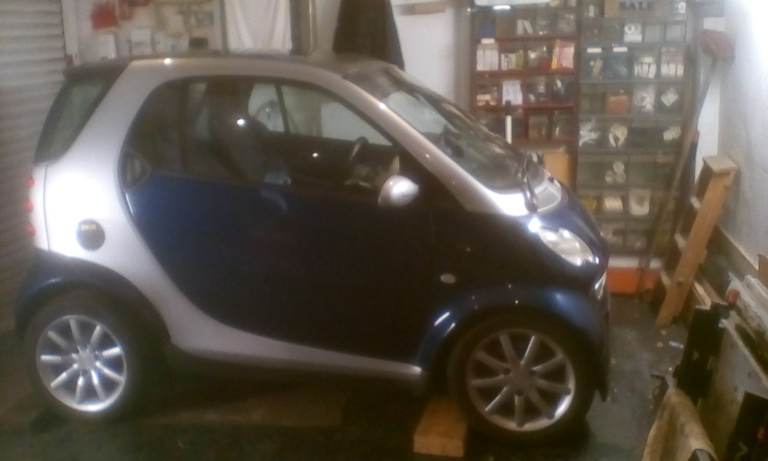 Smart, CITY-COUPE, Coupe, 2003, Semi-Auto, 698 (cc), 2 doors (MOT 25 Feb 2026) (£35 ROAD TAX)