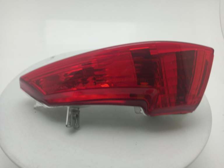 Piaggio Mp3 300 Tail Light Rear Lamp N/S 2010-2024 Unknown Unknown Lh 1d002632