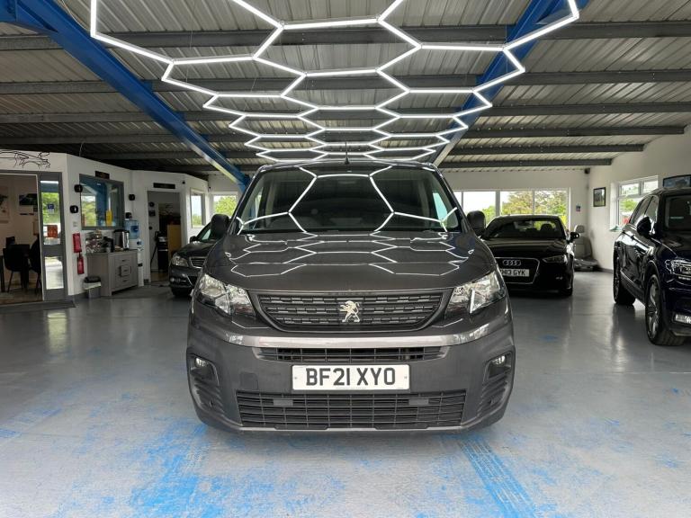 PEUGEOT PARTNER 1.5 BlueHDi 1000 Professional 2021